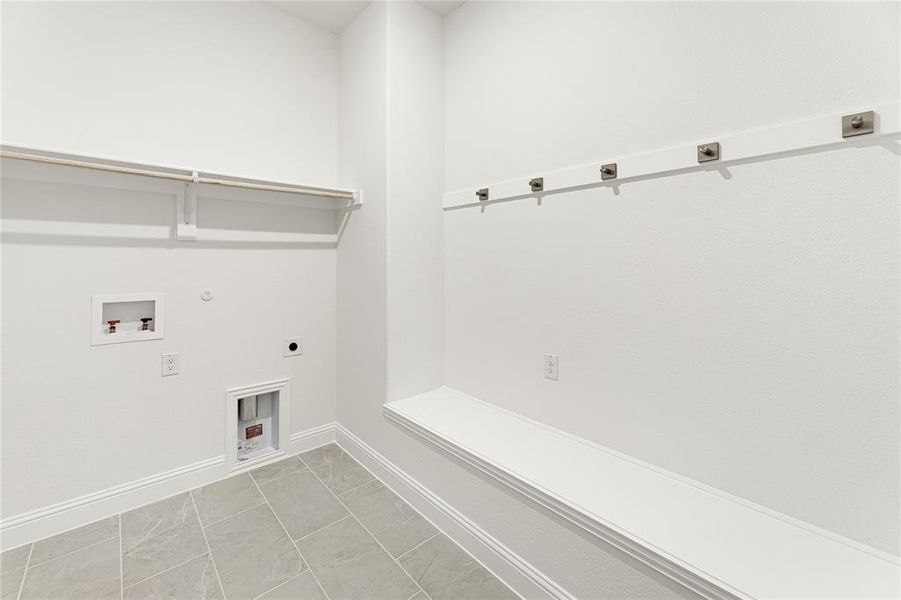 Spacious, unfurnished interior of a new home in Country Lakes Classic 50, Denton (Image 23). Spacious, unfurnished interior of a new home in Country Lakes Classic 50, Denton (Image 23).