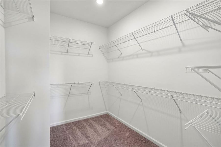 Spacious, unfurnished interior of a new home in Waterhaven, Cumming (Image 33).