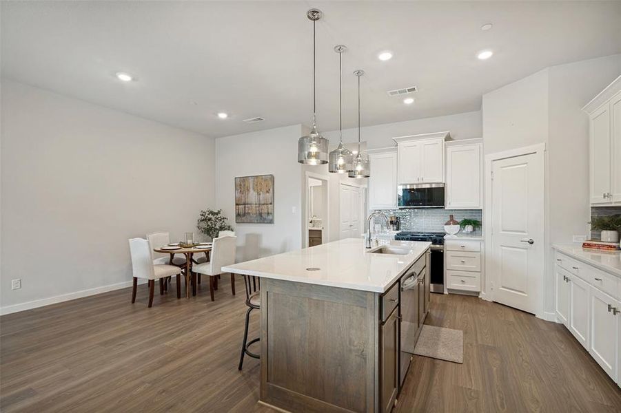 Furnished interior view inside a new home in , Wylie (Image 15). Furnished interior view inside a new home in , Wylie (Image 15).