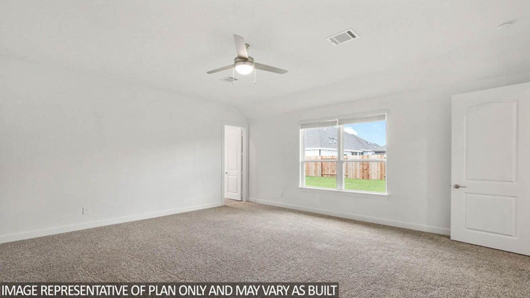Spacious, unfurnished interior of a new home in Silverthorne, Conroe (Image 26). Spacious, unfurnished interior of a new home in Silverthorne, Conroe (Image 26).