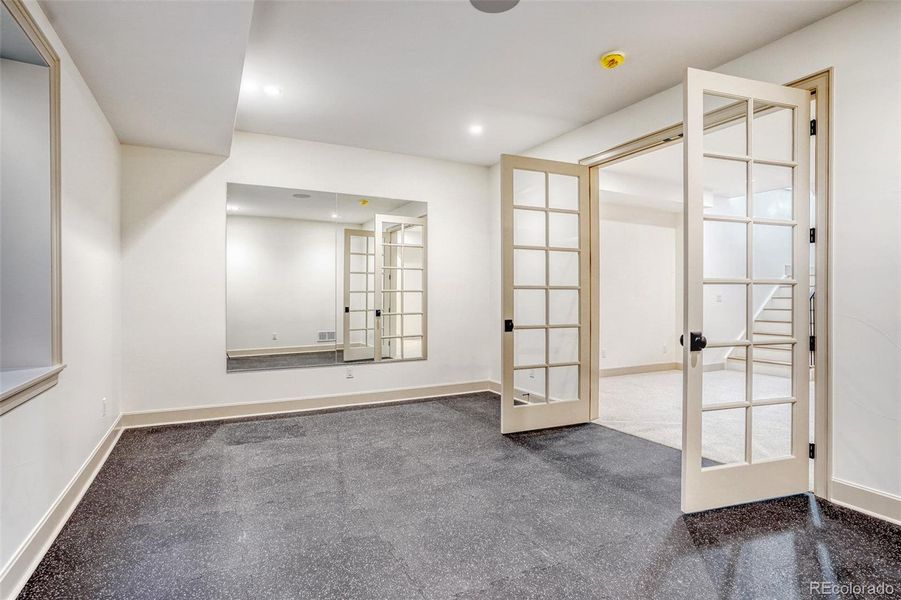 Spacious, unfurnished interior of a new home in , Denver (Image 20).