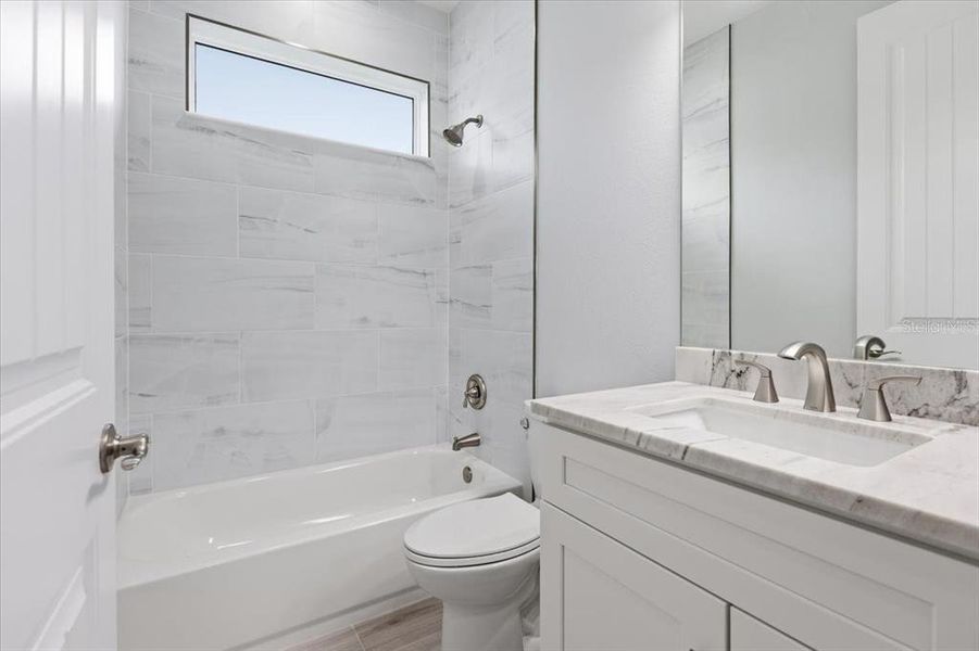 Furnished interior view inside a new home in , Sarasota (Image 8).