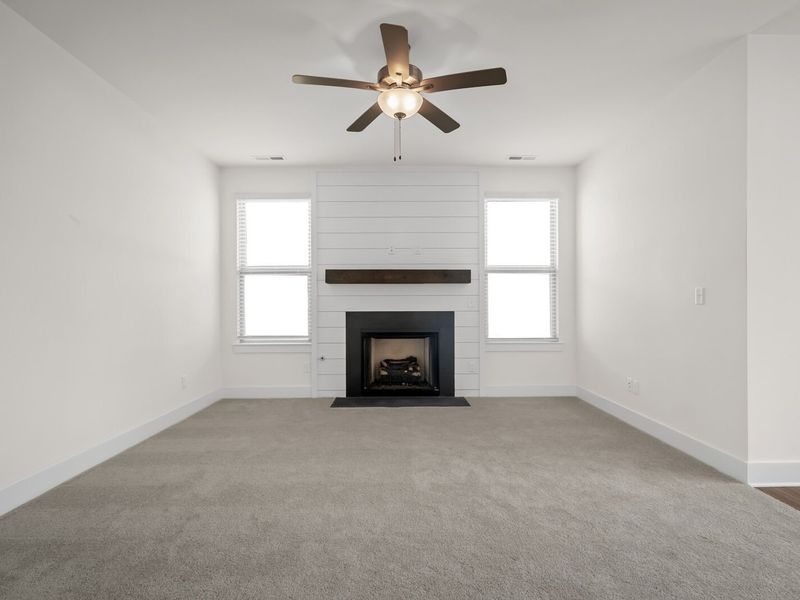 Spacious, unfurnished interior of a new home in Woods Crossing, Gallatin (Image 72).