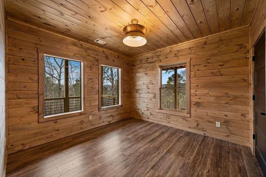 Spacious, unfurnished interior of a new home in , Blue Ridge (Image 16). Spacious, unfurnished interior of a new home in , Blue Ridge (Image 16).