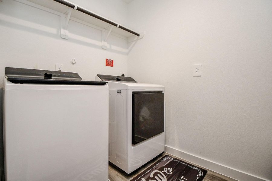 Close-up of interior finishes inside a home in City Gate North, Houston (Image 17).