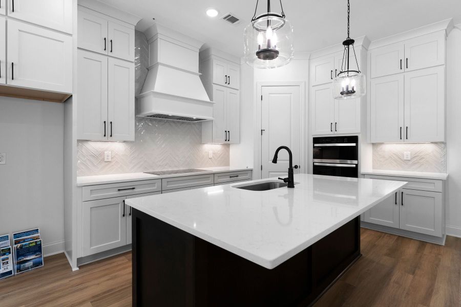 Furnished interior view inside a new home in Lake Arrowhead, Waleska (Image 8).