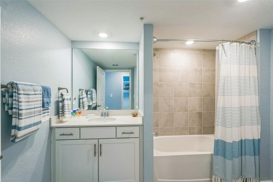 Furnished interior view inside a new home in , Venice (Image 6).