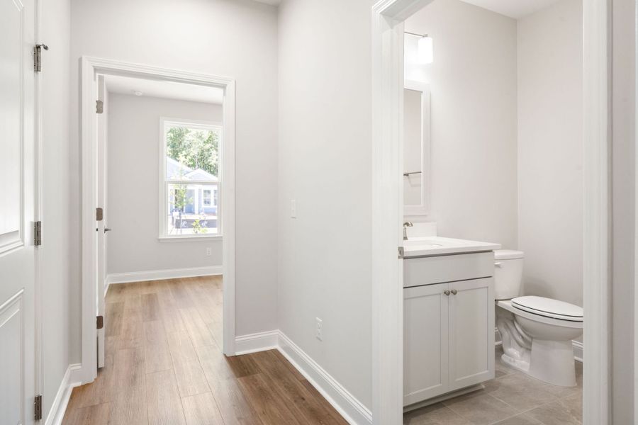 Spacious, unfurnished interior of a new home in Sun City Hilton Head, Bluffton (Image 15).