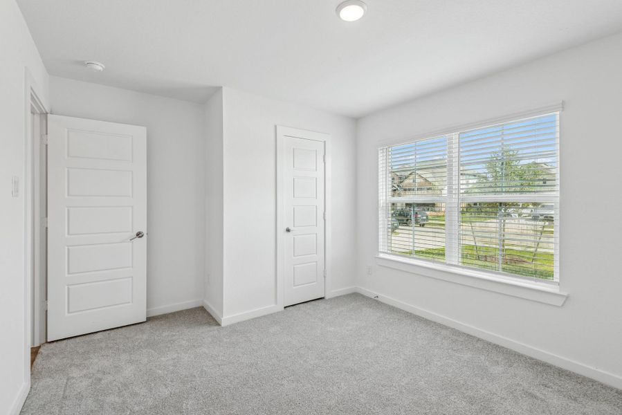 Spacious, unfurnished interior of a new home in Summerview, Fulshear (Image 19). Spacious, unfurnished interior of a new home in Summerview, Fulshear (Image 19).