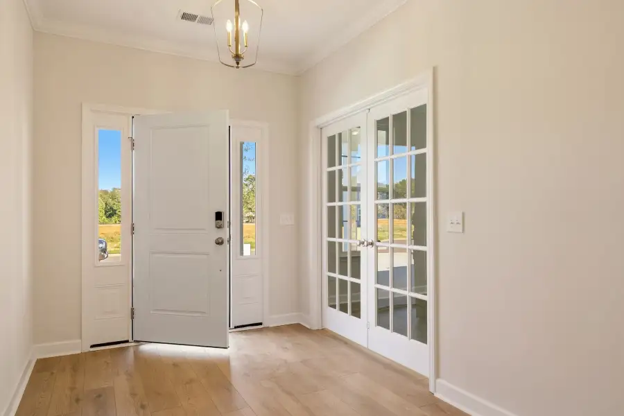 Spacious, unfurnished interior of a new home in Ridgecrest at Midway, Anderson (Image 14).