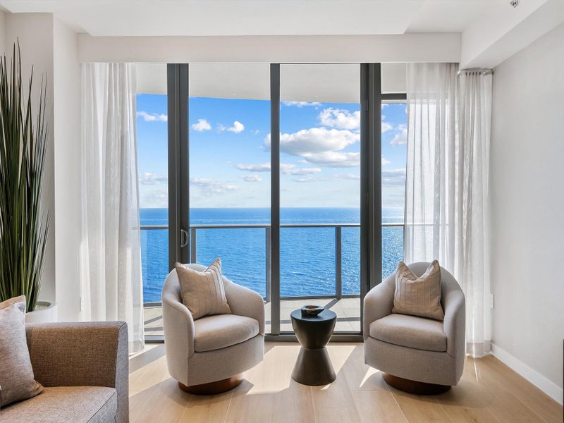 Furnished interior view inside a new home in , Pompano Beach (Image 22).