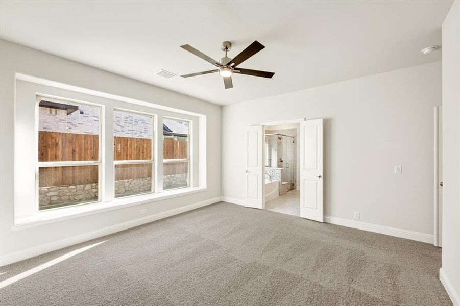 Spacious, unfurnished interior of a new home in Homestead at Daniel Farms, DeSoto (Image 39).