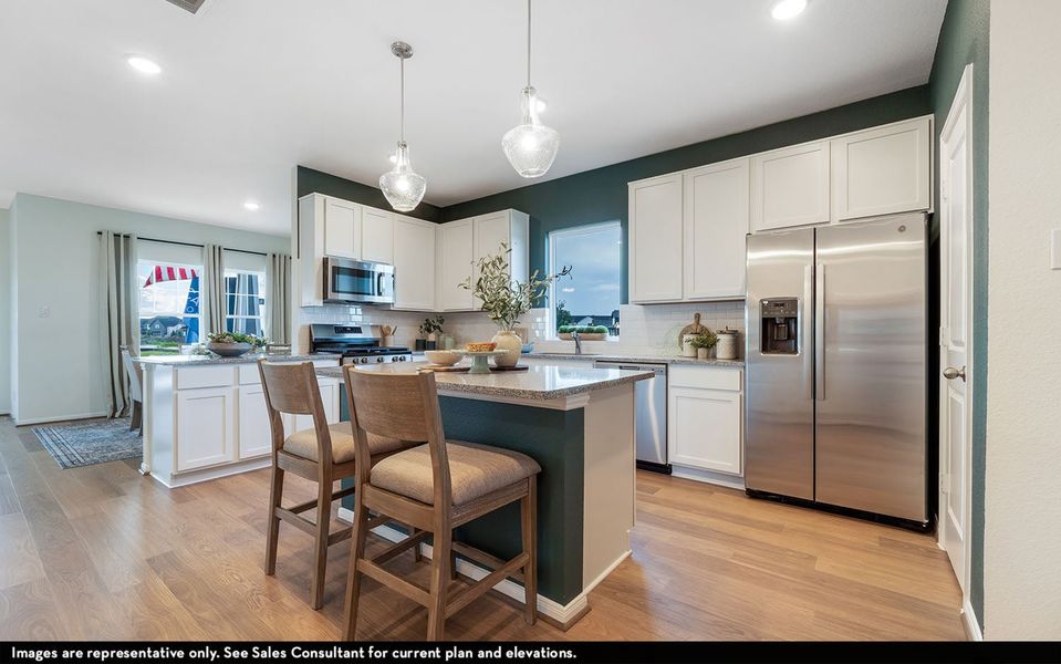Furnished interior view inside a new home in La Terra, Celina (Image 11).
