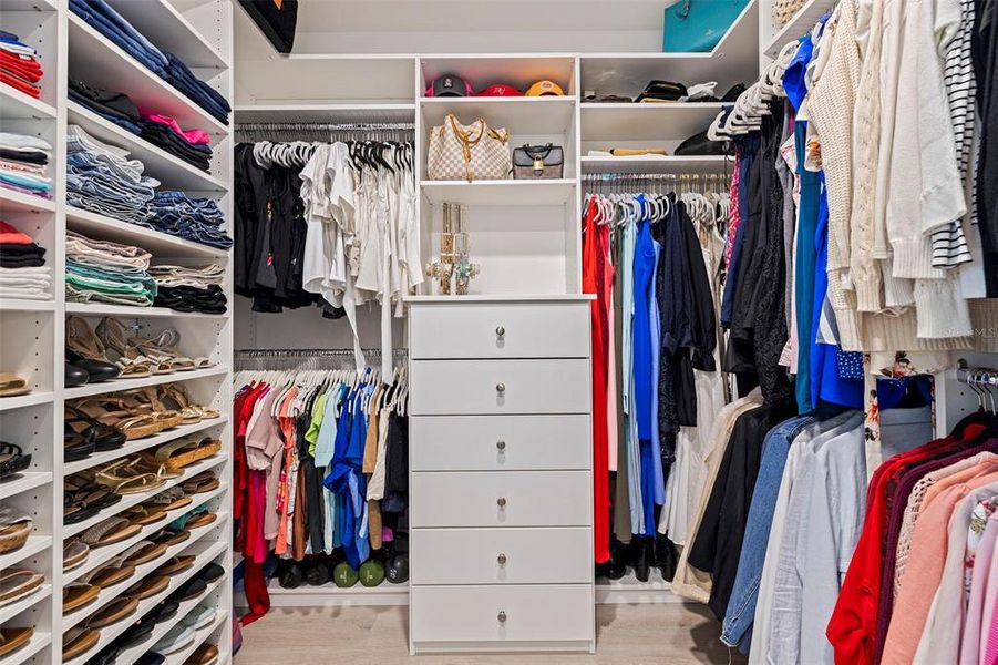 Close-up of interior finishes inside a home in , Madeira Beach (Image 21). Close-up of interior finishes inside a home in , Madeira Beach (Image 21).