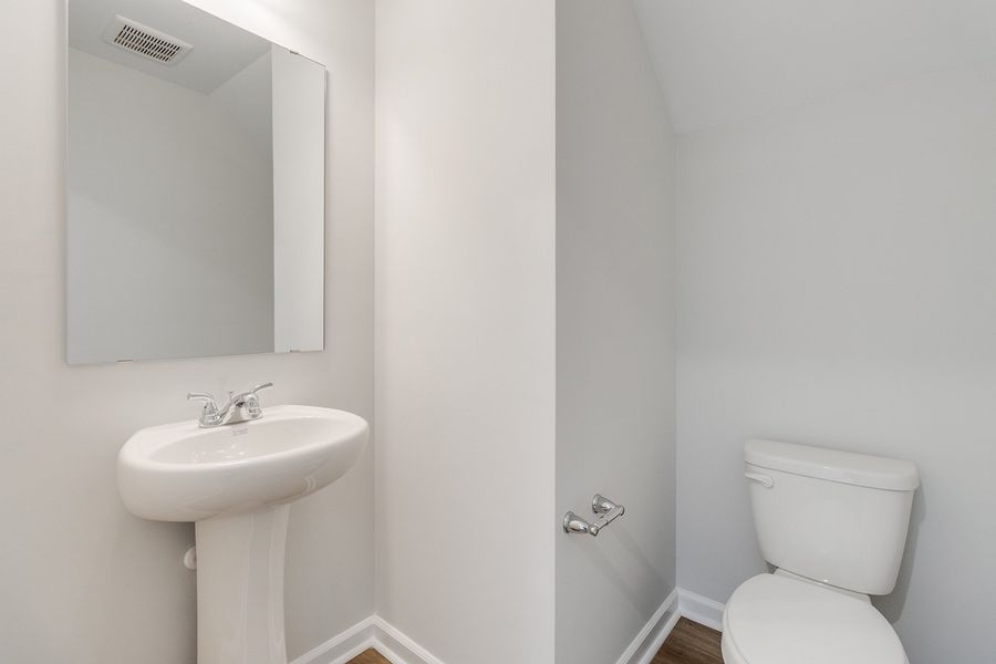 Furnished interior view inside a new home in Astoria, Columbia (Image 12).