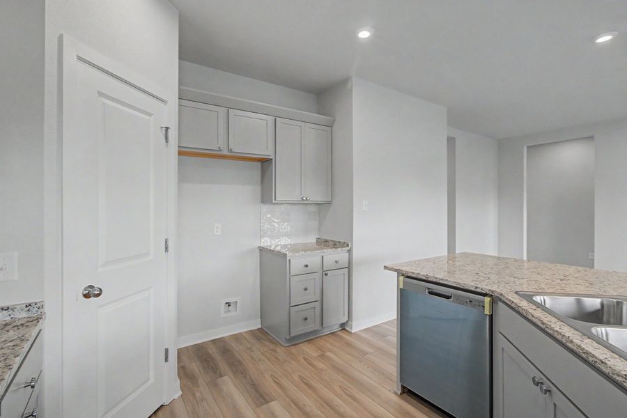 Furnished interior view inside a new home in Pleasant Hill, Bryan (Image 6).