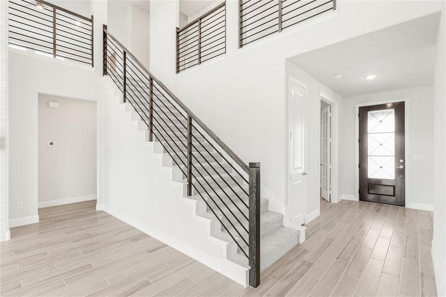 Spacious, unfurnished interior of a new home in Sunrise at Garden Valley, Waxahachie (Image 38).