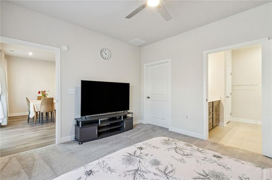 Image 38 of a home in .