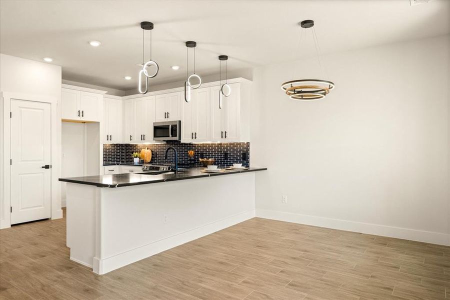 Furnished interior view inside a new home in , Granbury (Image 7). Furnished interior view inside a new home in , Granbury (Image 7).