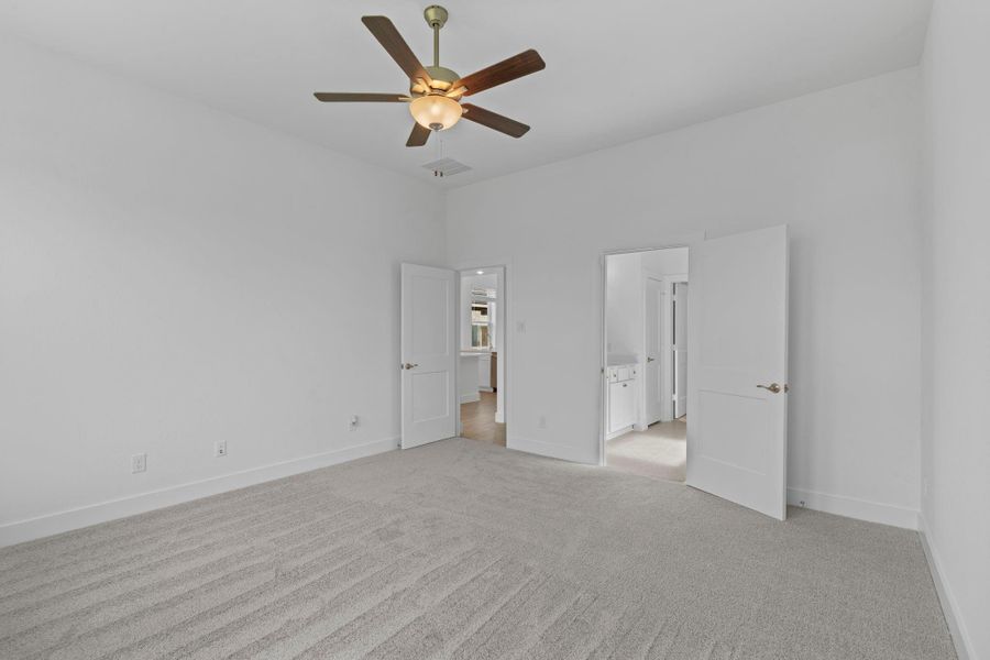 Spacious, unfurnished interior of a new home in Emory Glen, Magnolia (Image 21).