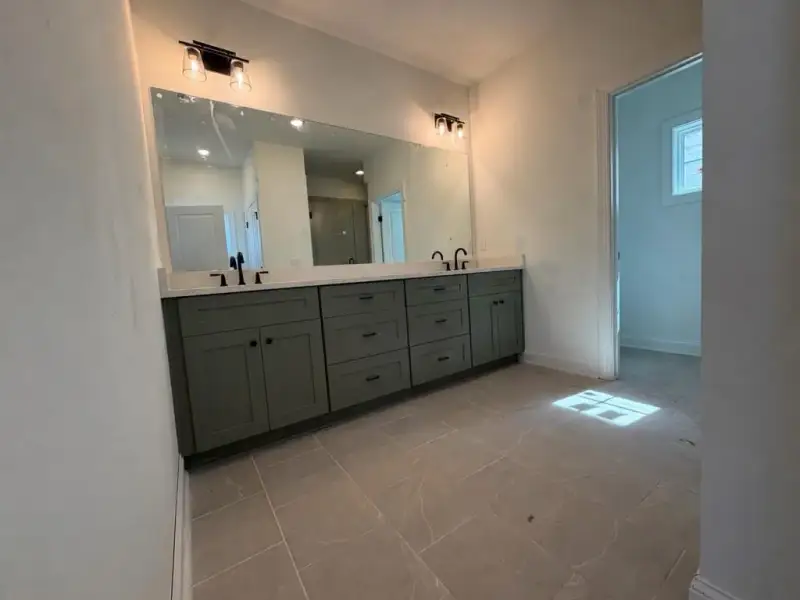 Image 23 of a home in The Preserve at Killian Hill.