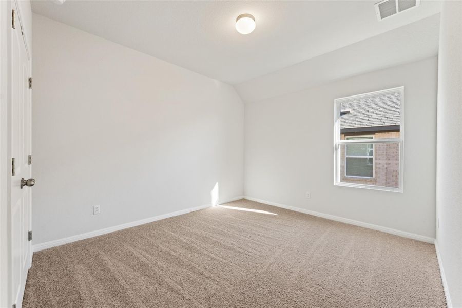 Photos are representative images and renderings for illustrative purposes only. Actual structural options and design images of the home may vary. Photos are representative images and renderings for illustrative purposes only. Actual structural options and design images of the home may vary.