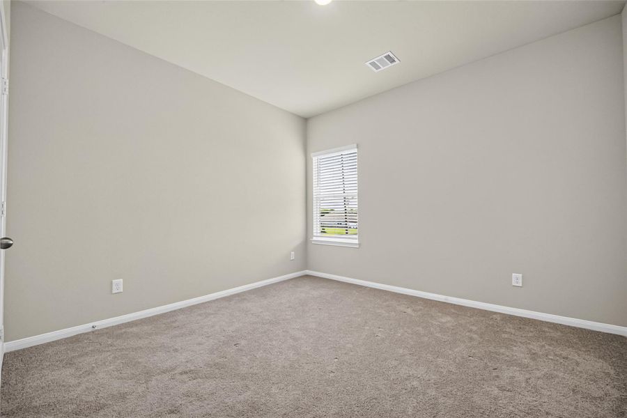 Spacious, unfurnished interior of a new home in Charleston Heights, Rosharon (Image 29).