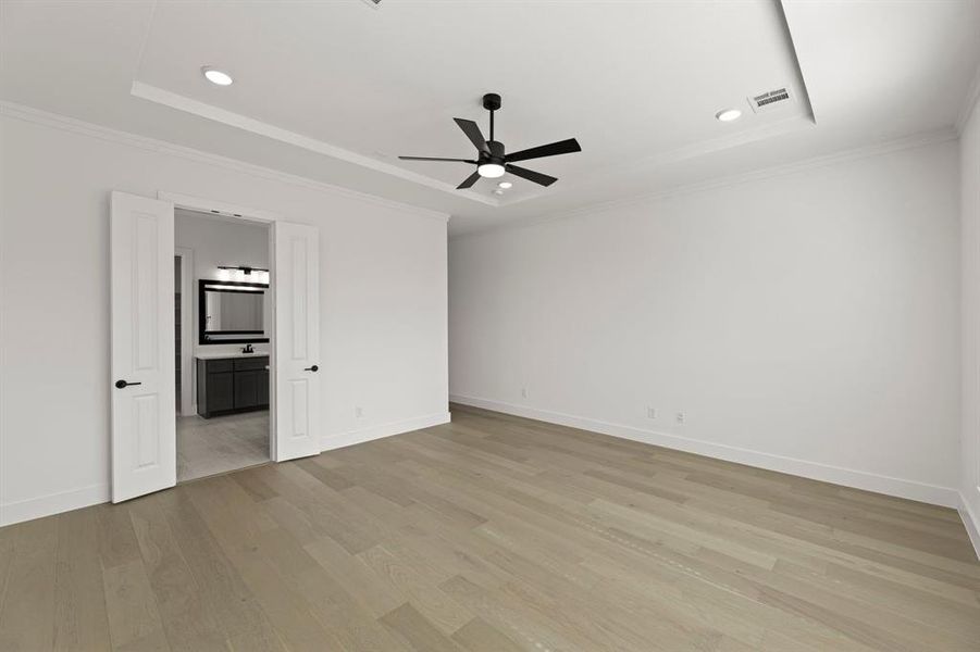 Spacious, unfurnished interior of a new home in Cambridge Estates - Harwood, Prosper (Image 29).
