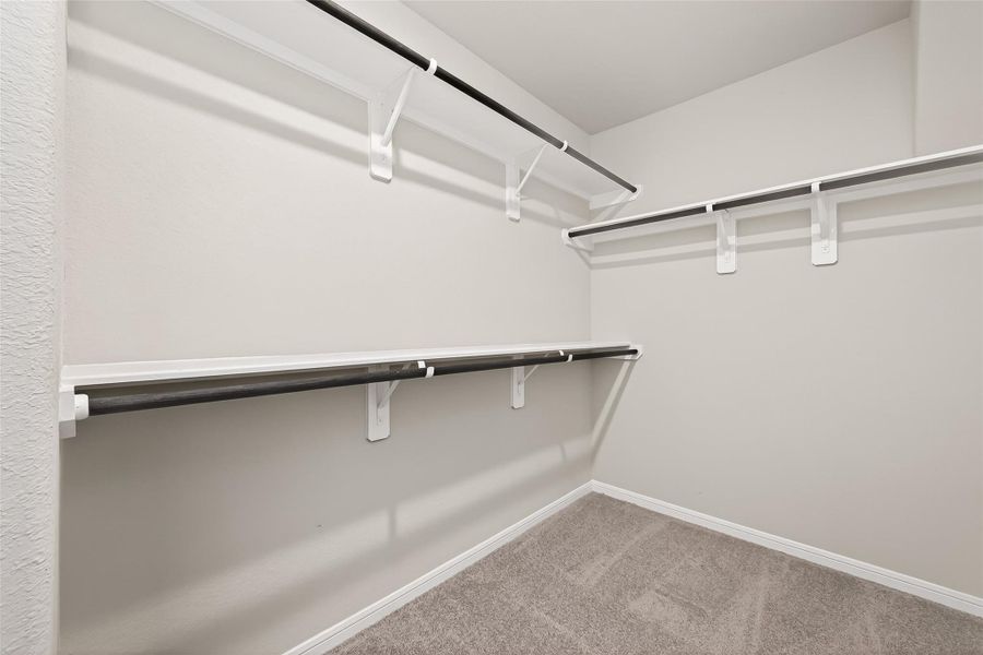 Spacious, unfurnished interior of a new home in Woodland Lakes, Houston (Image 37).