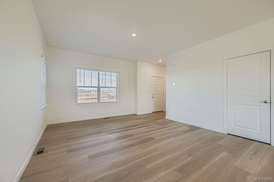 Spacious, unfurnished interior of a new home in , Thornton (Image 9).