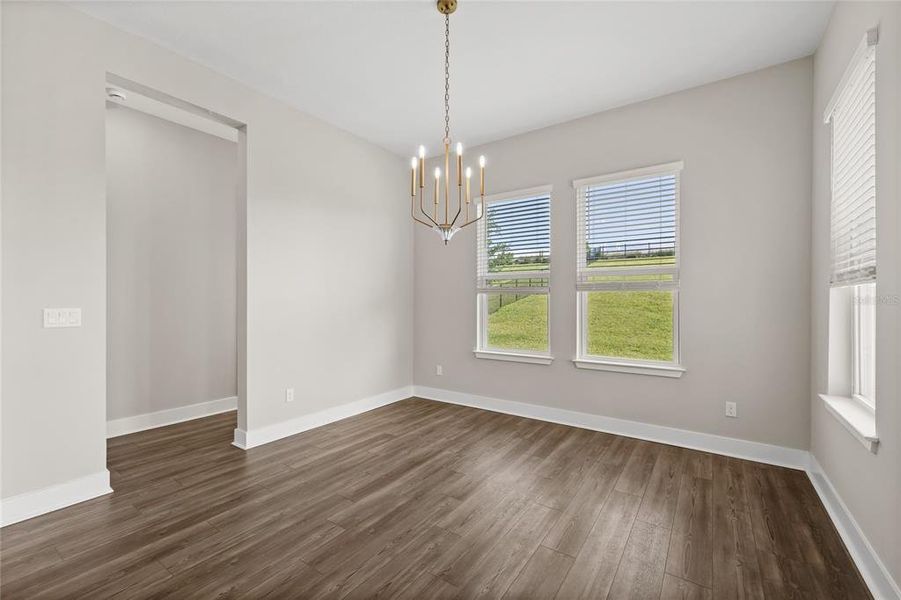 Spacious, unfurnished interior of a new home in , Winter Garden (Image 66).