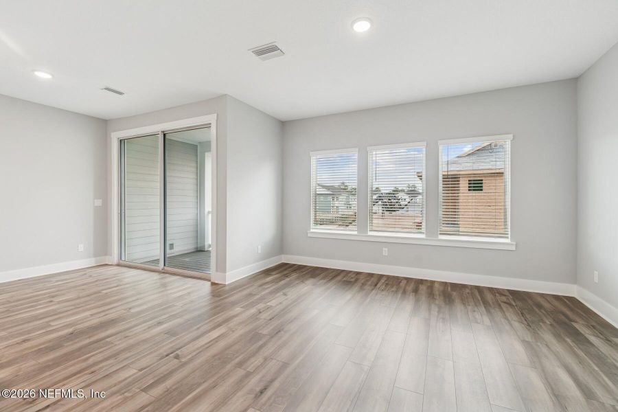 Spacious, unfurnished interior of a new home in Kettering at eTown - Traditional Collection, Jacksonville (Image 17). Spacious, unfurnished interior of a new home in Kettering at eTown - Traditional Collection, Jacksonville (Image 17).
