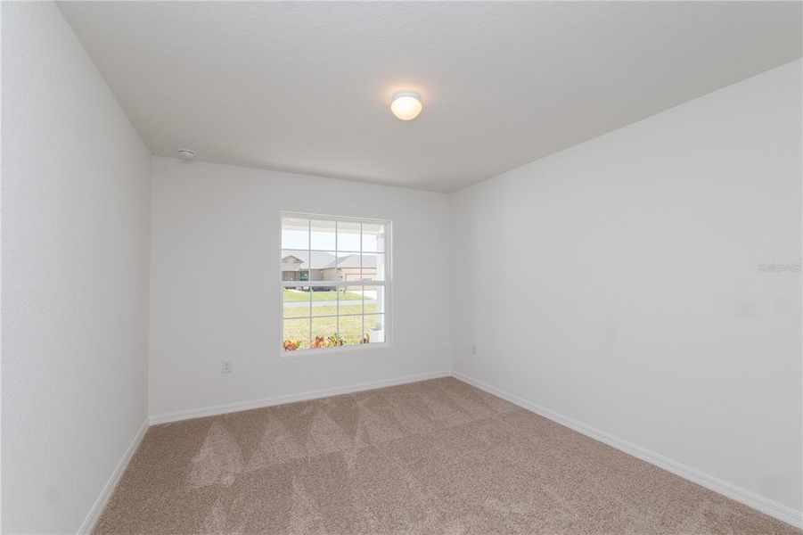 Spacious, unfurnished interior of a new home in , Sebring (Image 17).