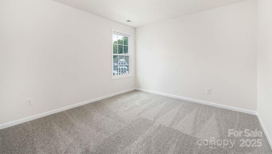 Spacious, unfurnished interior of a new home in Falls Cove, Troutman (Image 28).