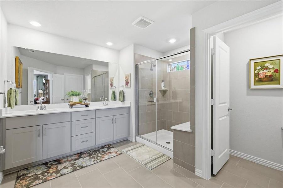 Furnished interior view inside a new home in Ashford Park - Cottage Series, Corinth (Image 23).