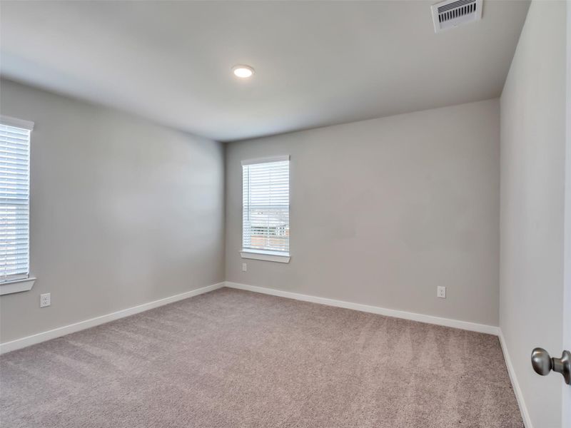 Spacious, unfurnished interior of a new home in , La Marque (Image 40).