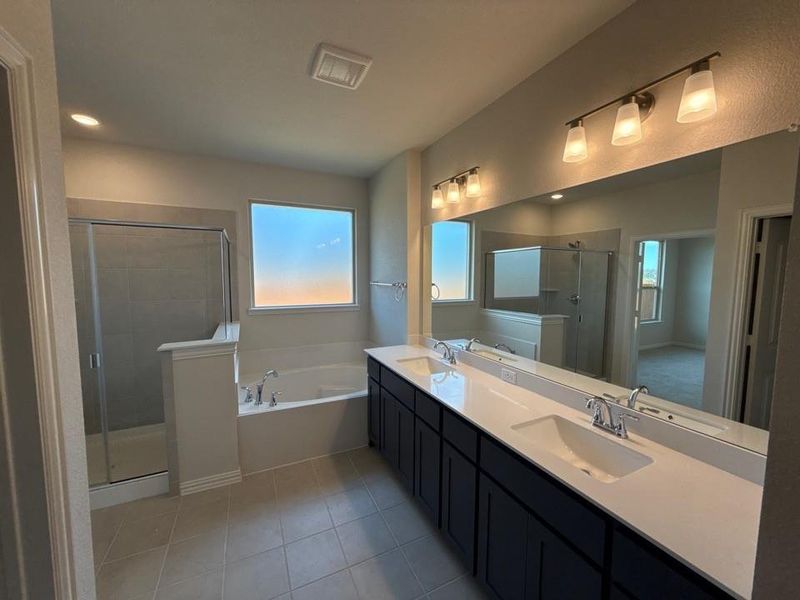 Furnished interior view inside a new home in Covenant Park, Springtown (Image 5). Furnished interior view inside a new home in Covenant Park, Springtown (Image 5).