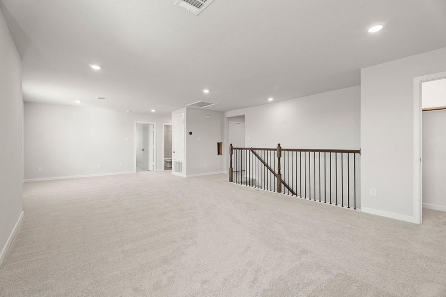 Spacious, unfurnished interior of a new home in Trails at Woodhaven, La Marque (Image 21).