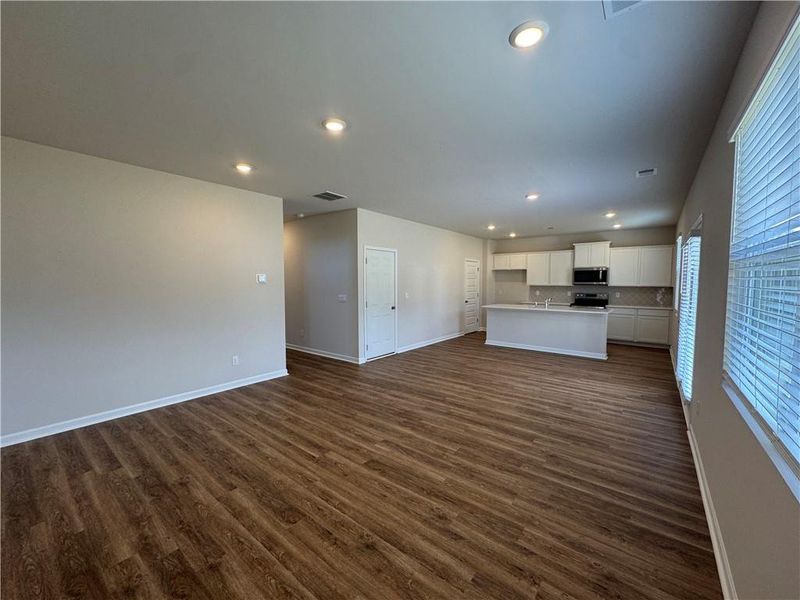 Spacious, unfurnished interior of a new home in Oakchase at Hampton, Hampton (Image 39). Spacious, unfurnished interior of a new home in Oakchase at Hampton, Hampton (Image 39).