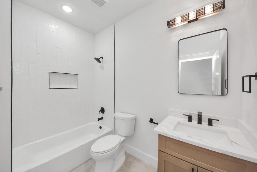 Furnished interior view inside a new home in , Houston (Image 13).