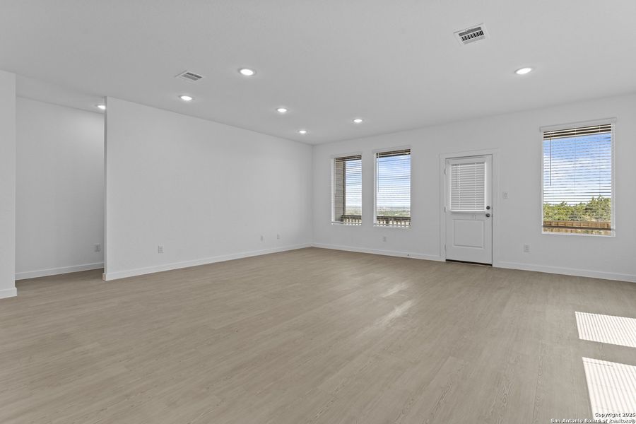 Spacious, unfurnished interior of a new home in Waterwheel: Coastline Collection, San Antonio (Image 17). Spacious, unfurnished interior of a new home in Waterwheel: Coastline Collection, San Antonio (Image 17).
