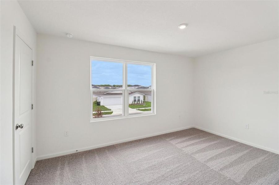 Spacious, unfurnished interior of a new home in Sumter Villas, Sumterville (Image 33).