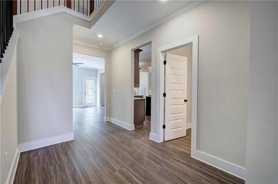 Spacious, unfurnished interior of a new home in , Cartersville (Image 17).