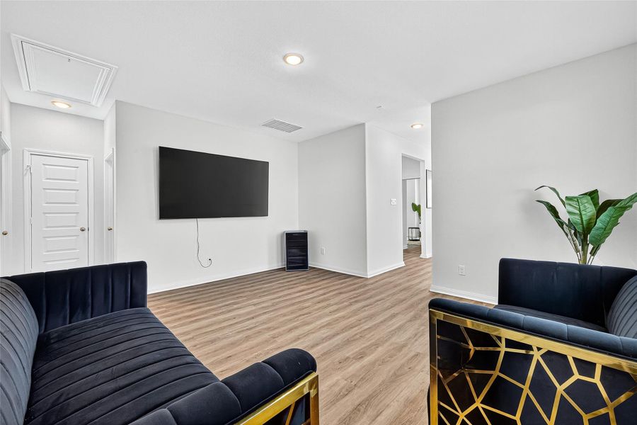 Furnished interior view inside a new home in Anderson Lakes, Houston (Image 11). Furnished interior view inside a new home in Anderson Lakes, Houston (Image 11).