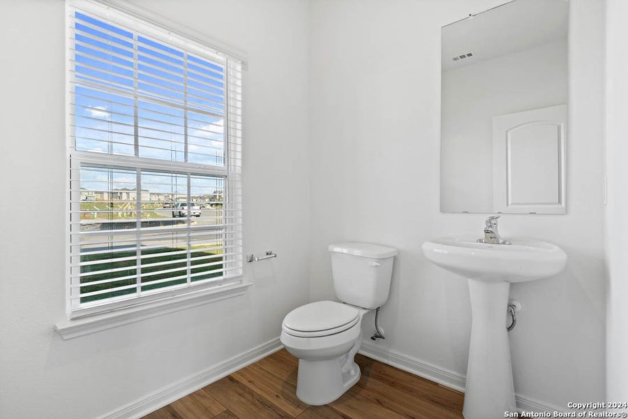 Image 17 of a home in Savannah Place.