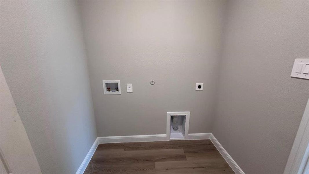Spacious, unfurnished interior of a new home in Rock Creek West, Fort Worth (Image 13). Spacious, unfurnished interior of a new home in Rock Creek West, Fort Worth (Image 13).