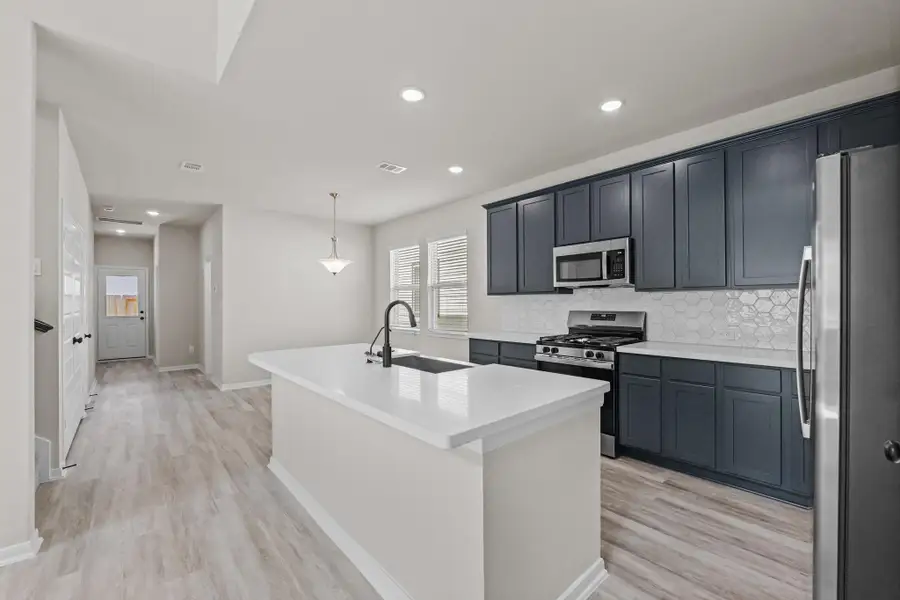 Stunning kitchen (*Photo not of actual home and used for illustration purposes only.)
