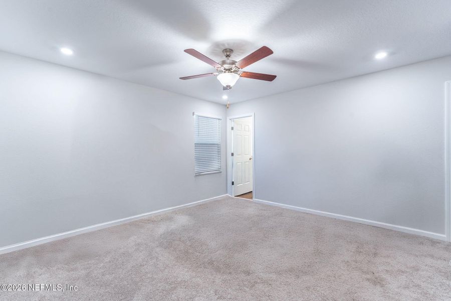 Spacious, unfurnished interior of a new home in , Jacksonville (Image 23).