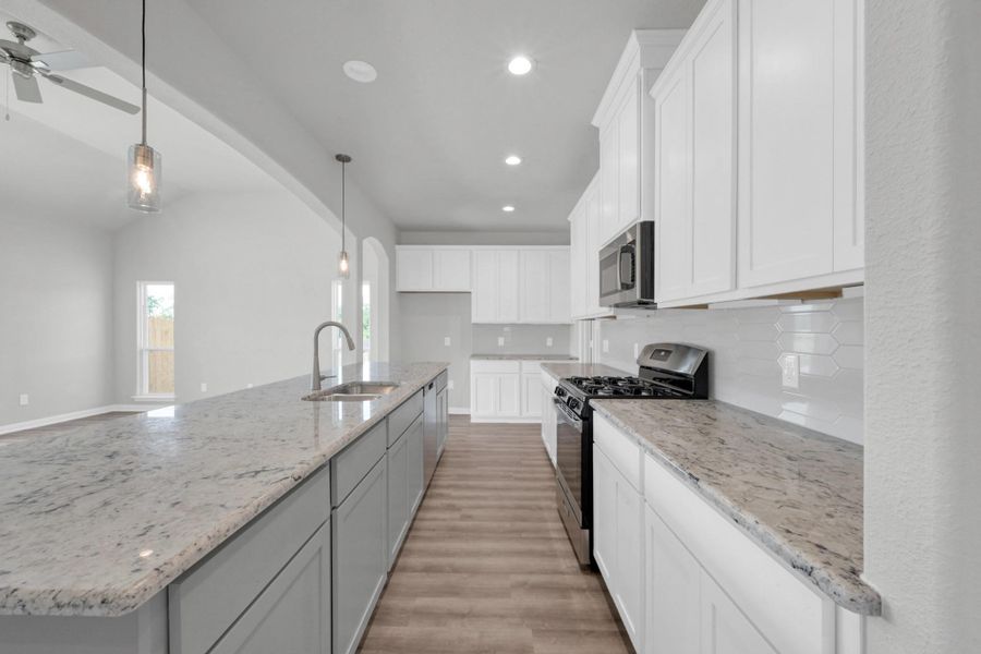 Furnished interior view inside a new home in Lexington Heights 50', Willis (Image 4). Furnished interior view inside a new home in Lexington Heights 50', Willis (Image 4).