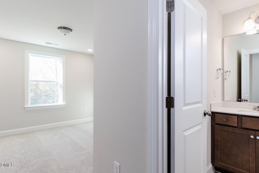 MAG SF-207-QMI-Voyageur (32) MAG SF-207-QMI-Voyageur (32)